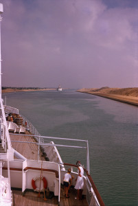 ms Europa, 1966 Suez Canal  Hatch 2,3